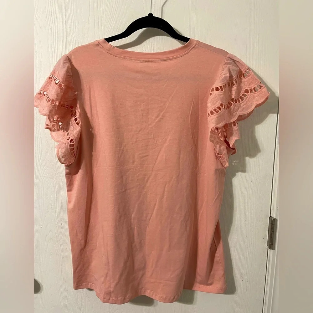 💰NWOT Pink ruffle short sleeve shirt size L/XL